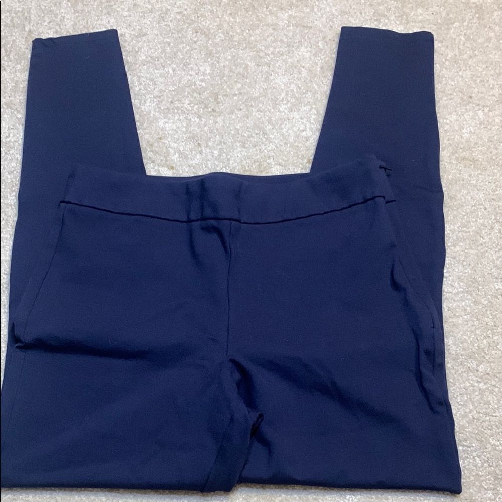 a new day size medium Navy Blue ankle pant